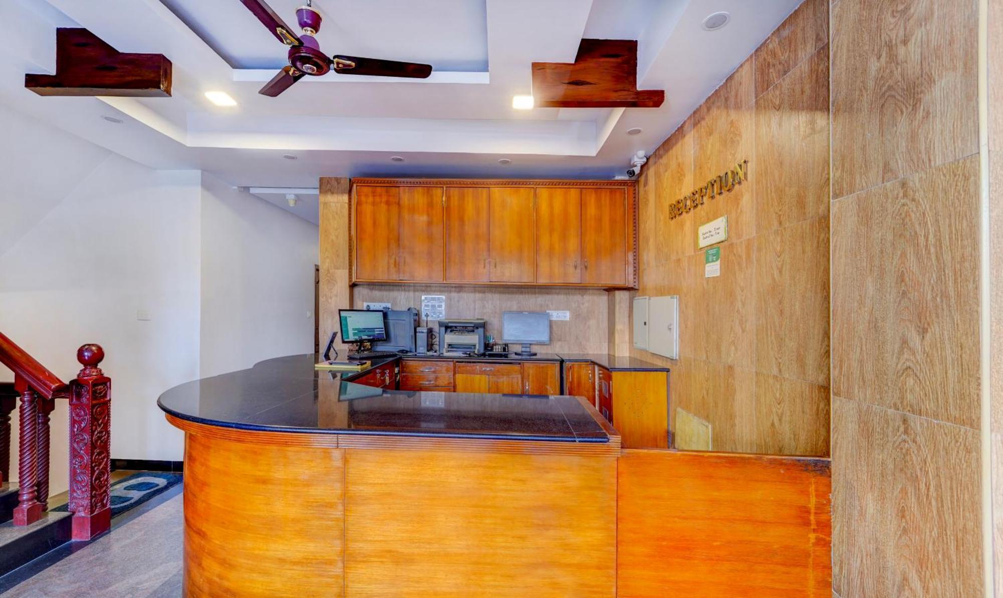 Itsy Hotels Prakasam Residency Puducherry Eksteriør billede