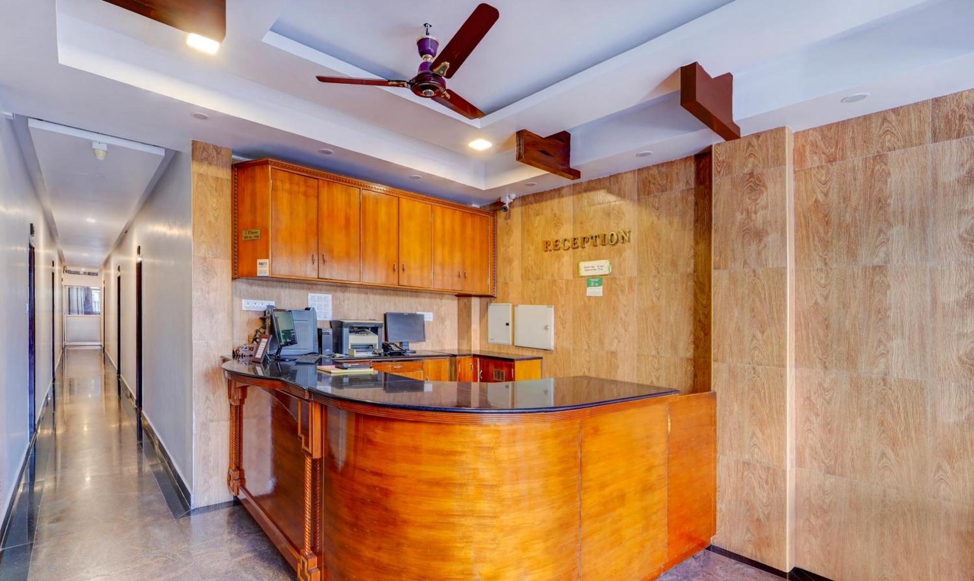 Itsy Hotels Prakasam Residency Puducherry Eksteriør billede